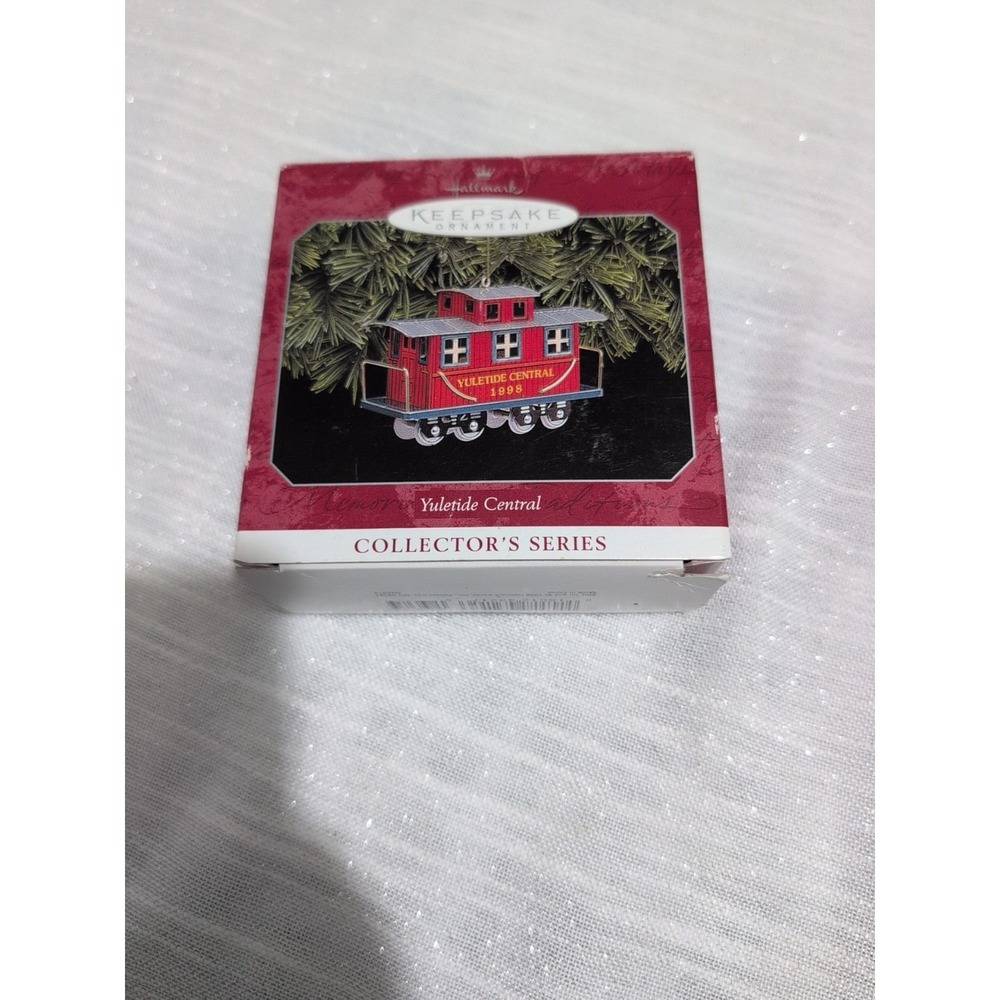 Hallmark 1998 Yuletide Central Keepsake Christmas Ornament‎ in original box